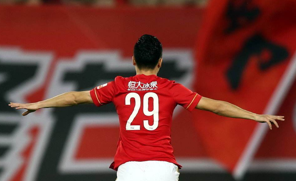 关于欧篮联倒计时,芝加哥公牛冲刺阶段队长鼓劲,细节引发关注,球迷炸锅,临场指挥获称赞的信息 关于欧篮联倒计时,芝加哥公牛冲刺阶段队长鼓劲,细节引发关注,球迷炸锅,临场指挥获称赞的信息